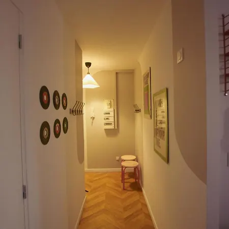 La Retro-capsule - 2 & Parking דירה *