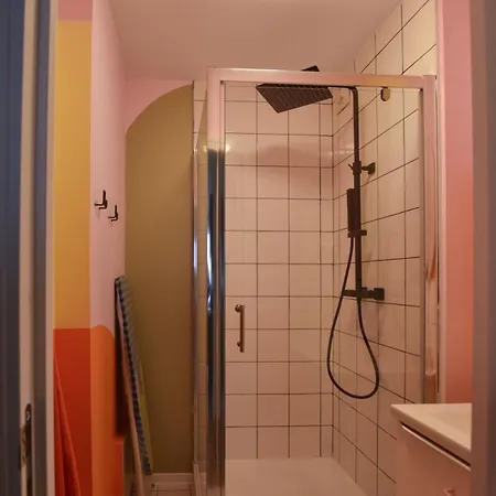 La Retro-capsule - 2 & Parking דירה רואן